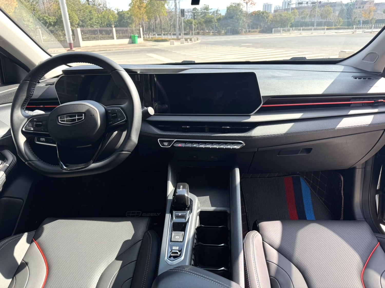 GEELY Binray 2023 #4 GEELY Binray 2023 car image #4