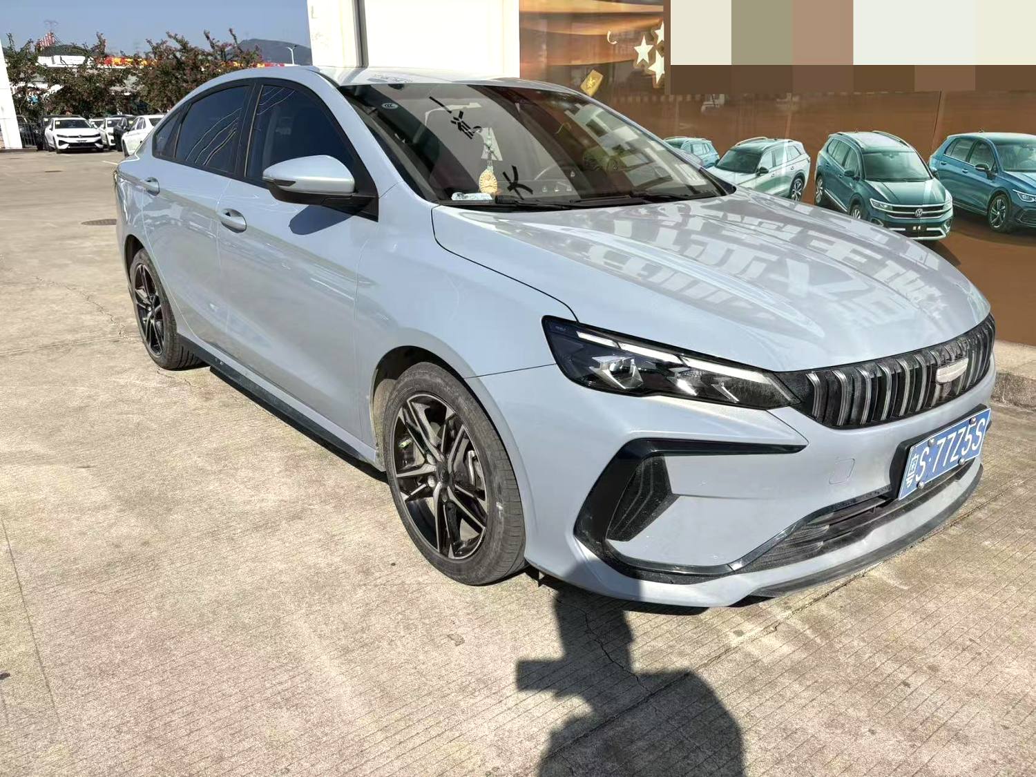 GEELY Binray 2023 immagine di auto #7