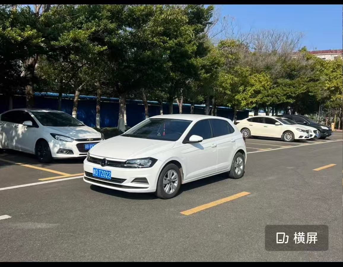Volkswagen Polo 2023 car image 