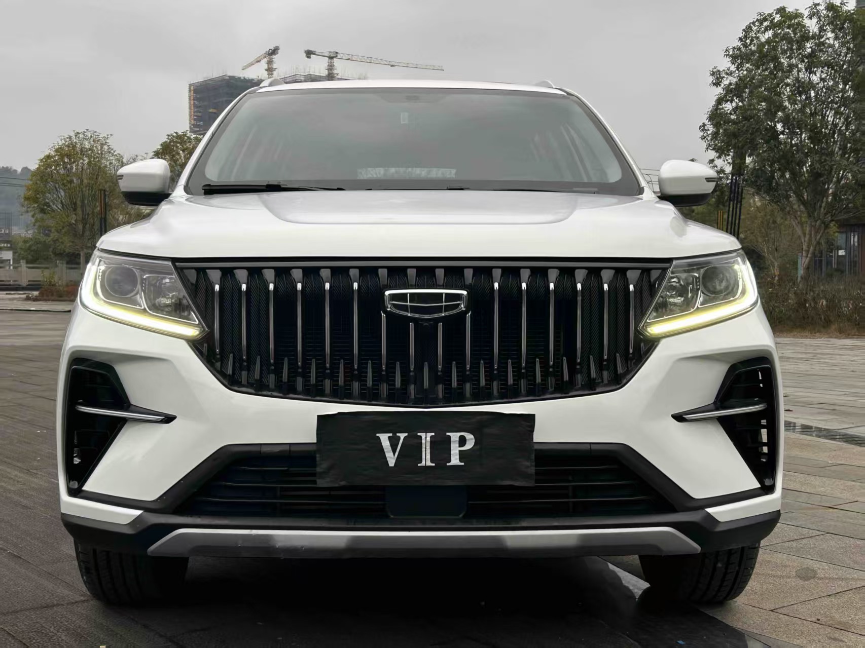 GEELY Vision X6 2023 car image #3