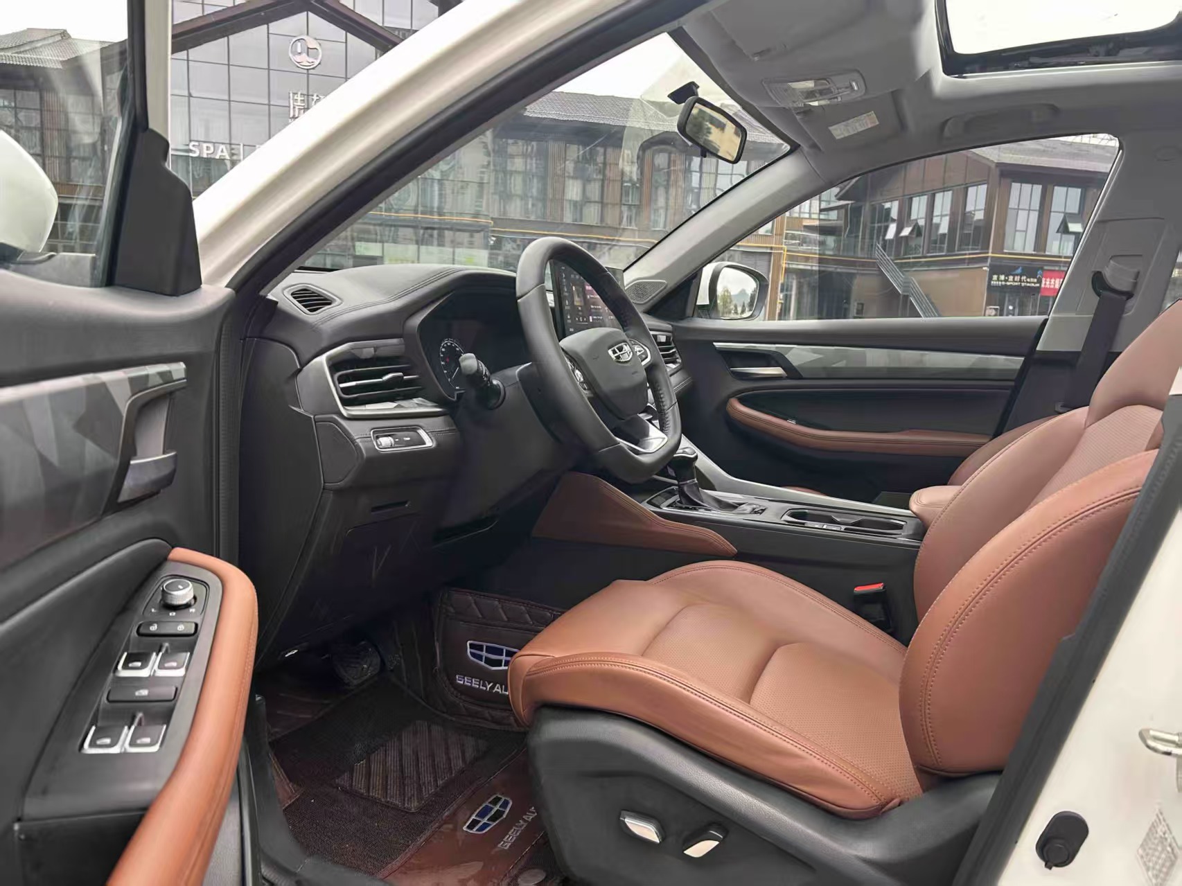 GEELY Vision X6 2023 car image #6