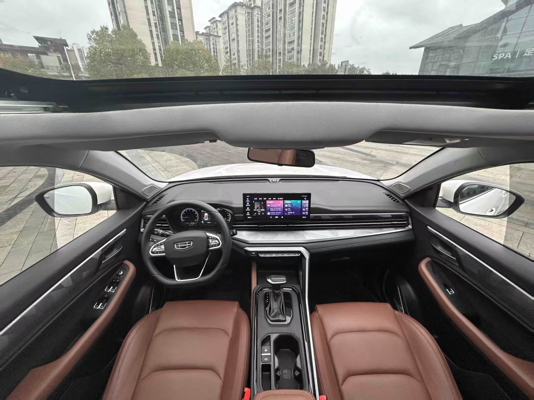 GEELY Vision X6 2023 car image #8