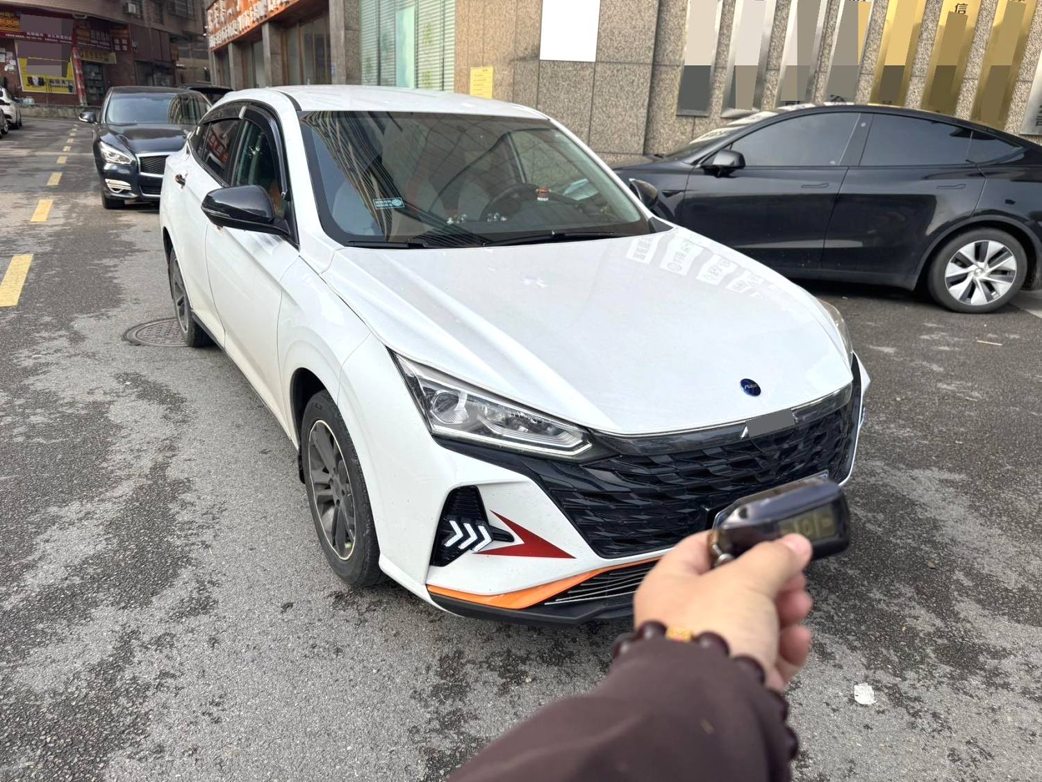 2023 car image #5