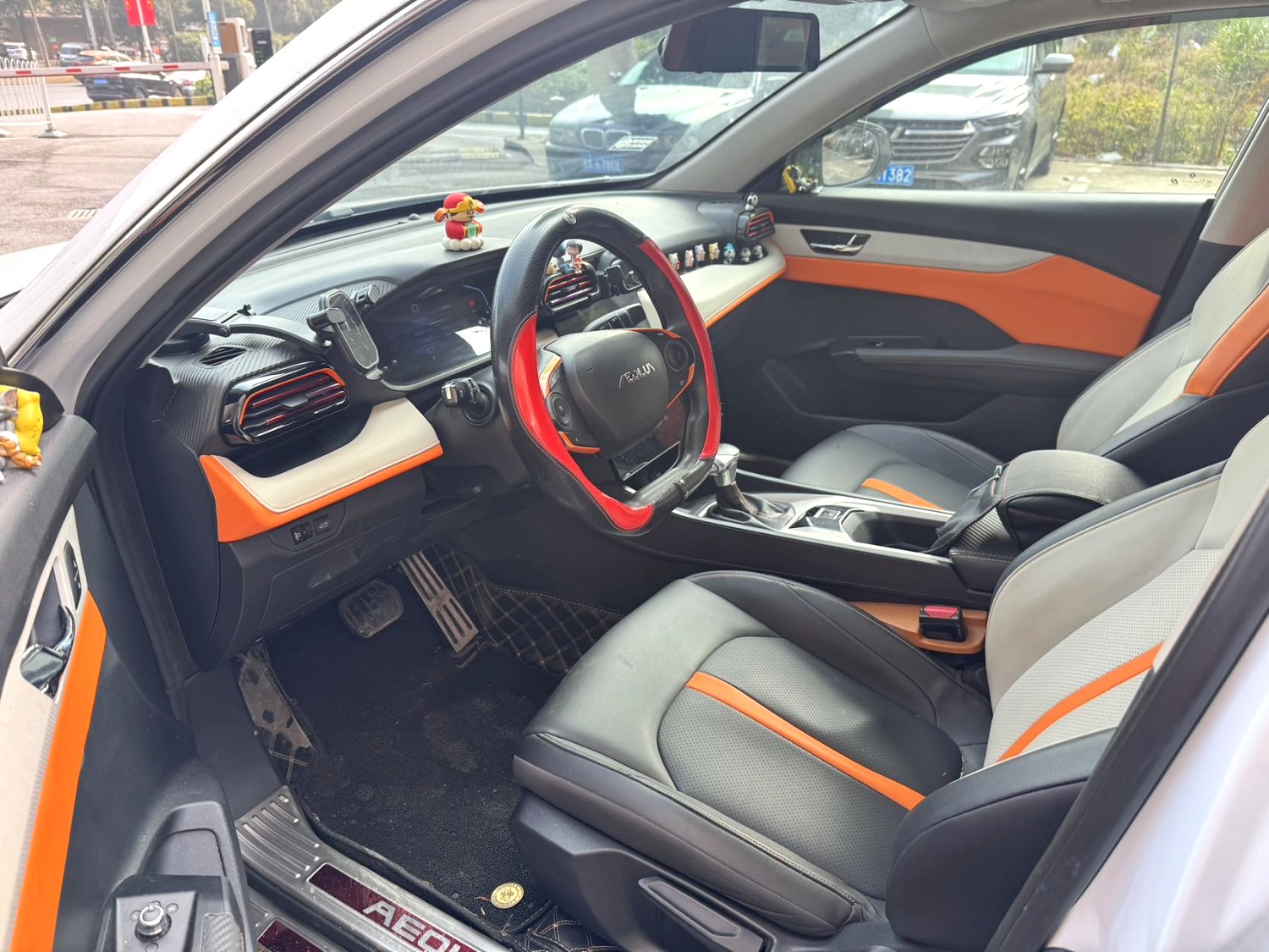 2023 car image #7