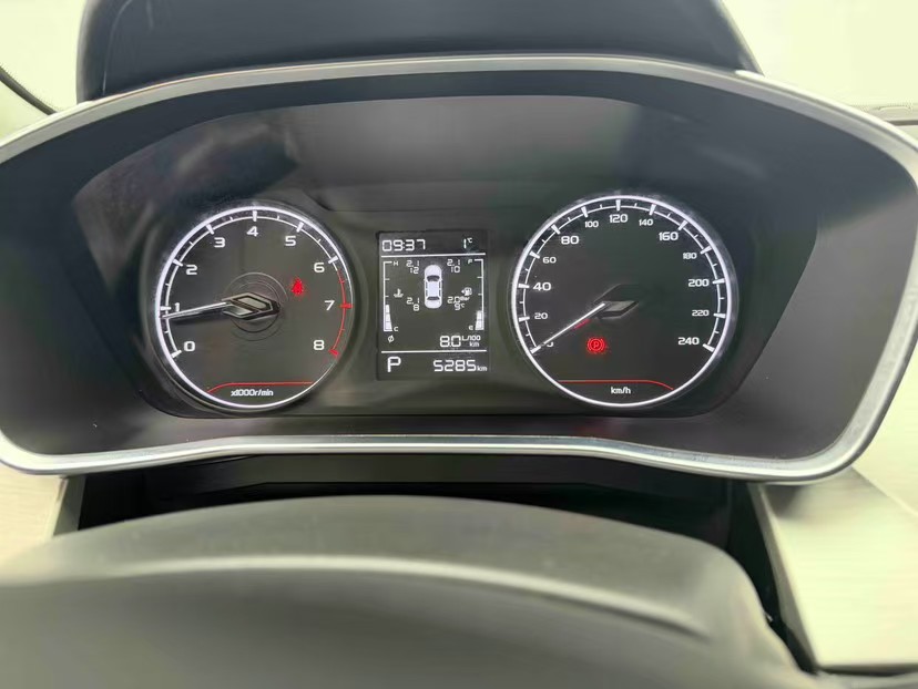 GEELY Coolray 2024 #9 GEELY Coolray 2024 car image #9
