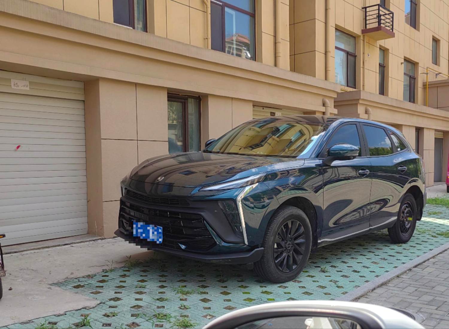 Forthing T5 EVO 2023 Forthing T5 EVO 2023 immagine di auto