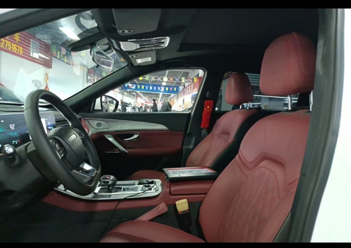Jetour X70 PLUS 2024 #8 Jetour X70 PLUS 2024 car image #8