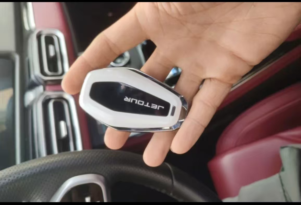 Jetour X70 PLUS 2024 car image #14