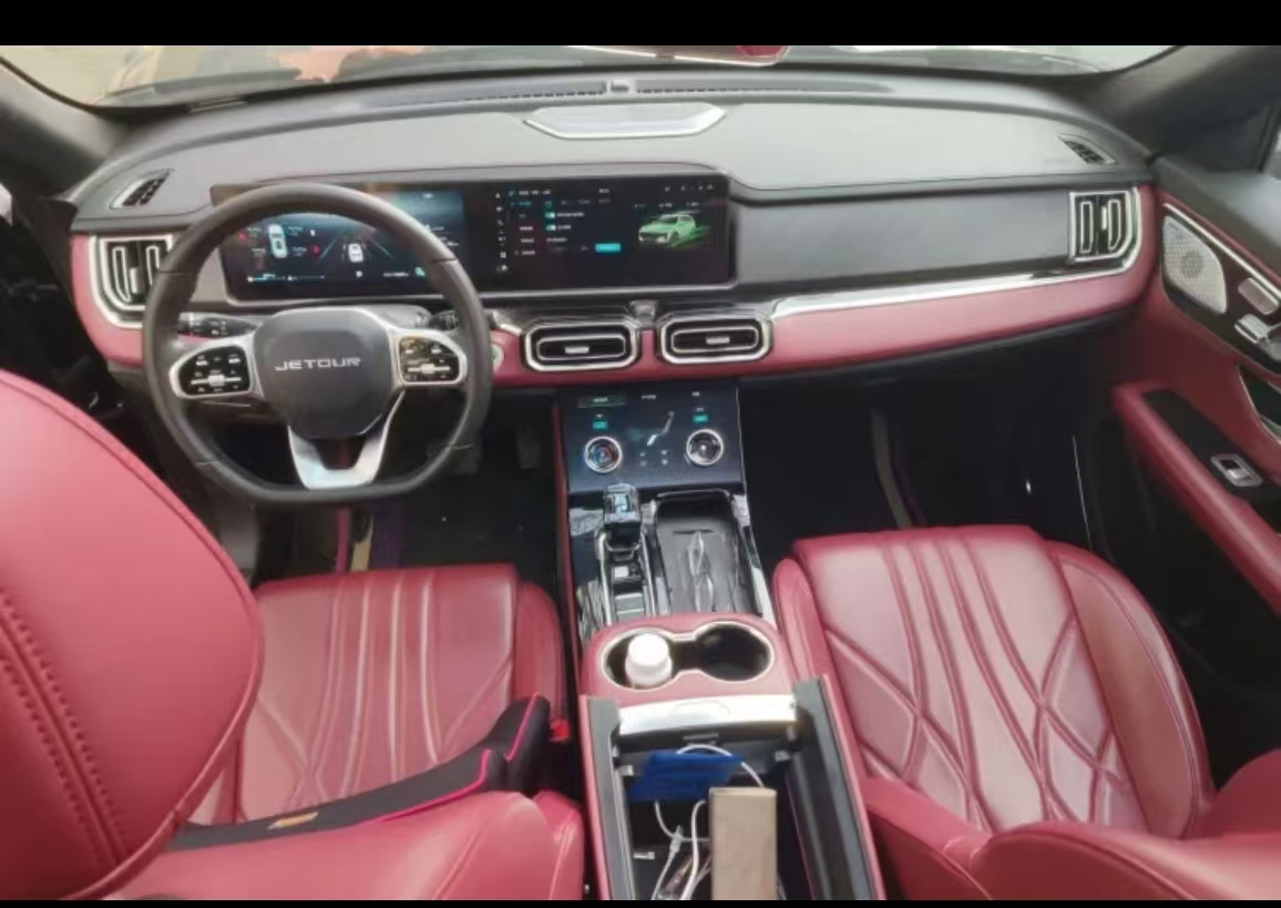 Jetour X70 PLUS 2024 car image #13