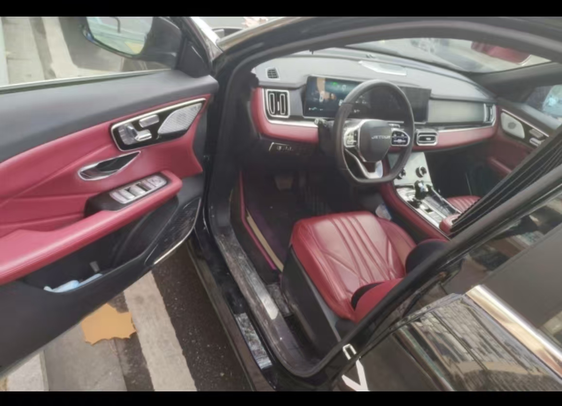 Jetour X70 PLUS 2024 car image #7