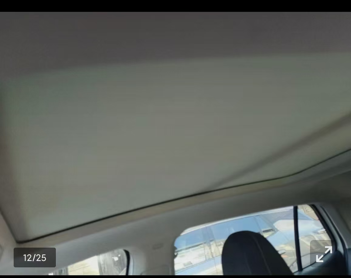 Volkswagen T-Cross 2023 car image #2