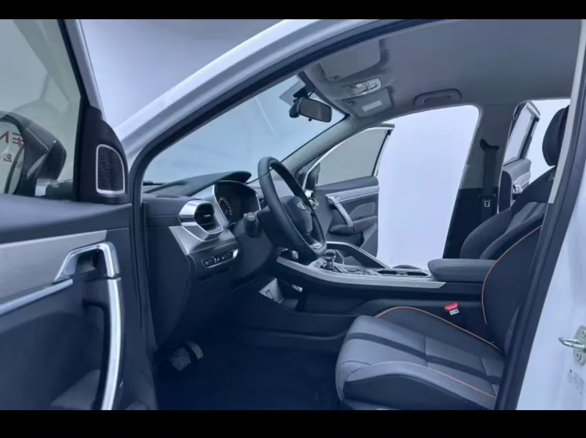 GEELY Coolray 2023 #8 GEELY Coolray 2023 car image #8