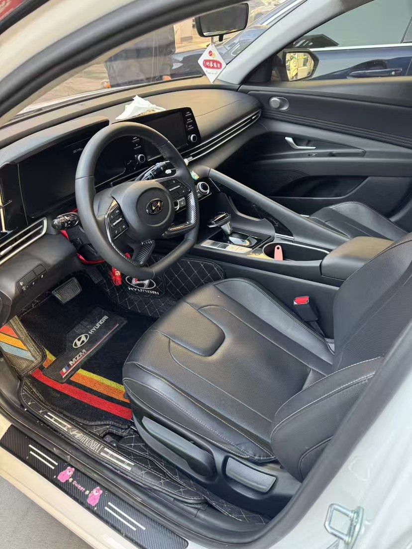 Hyundai Elantra 2023 car image #5