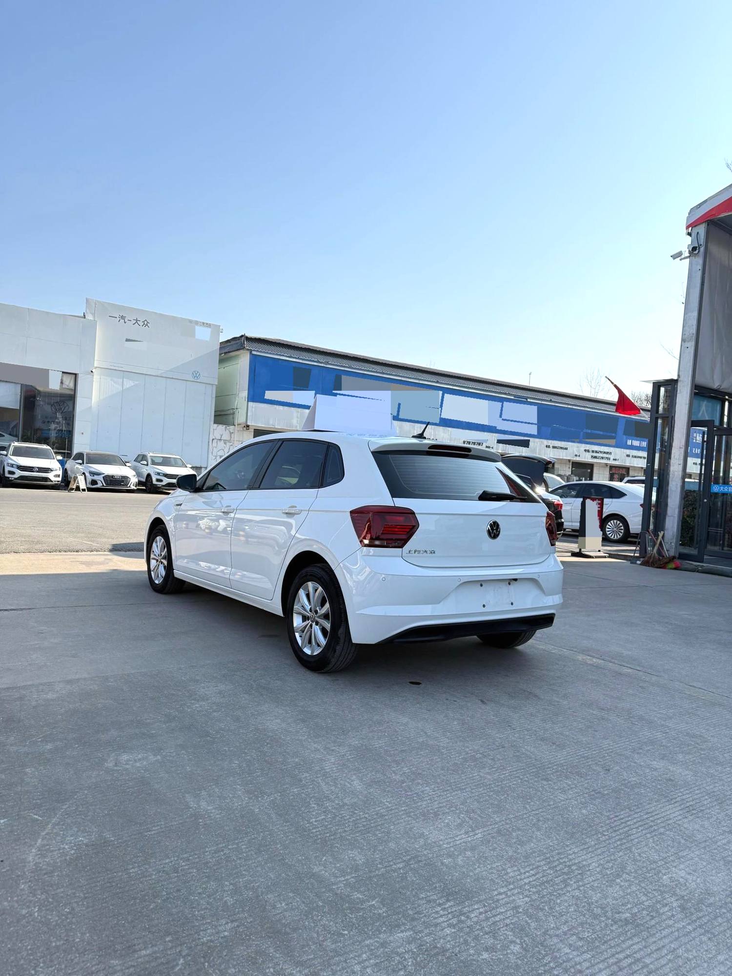 Volkswagen Polo 2023 car image #9