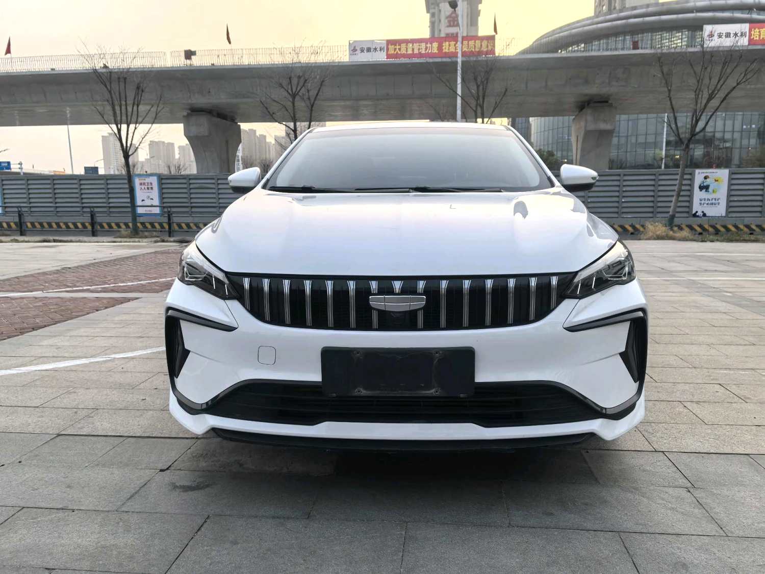 GEELY Binray 2023 car image #3
