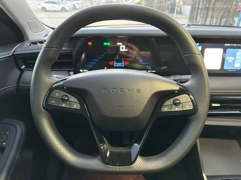 Roewe i5 2024 car image #8