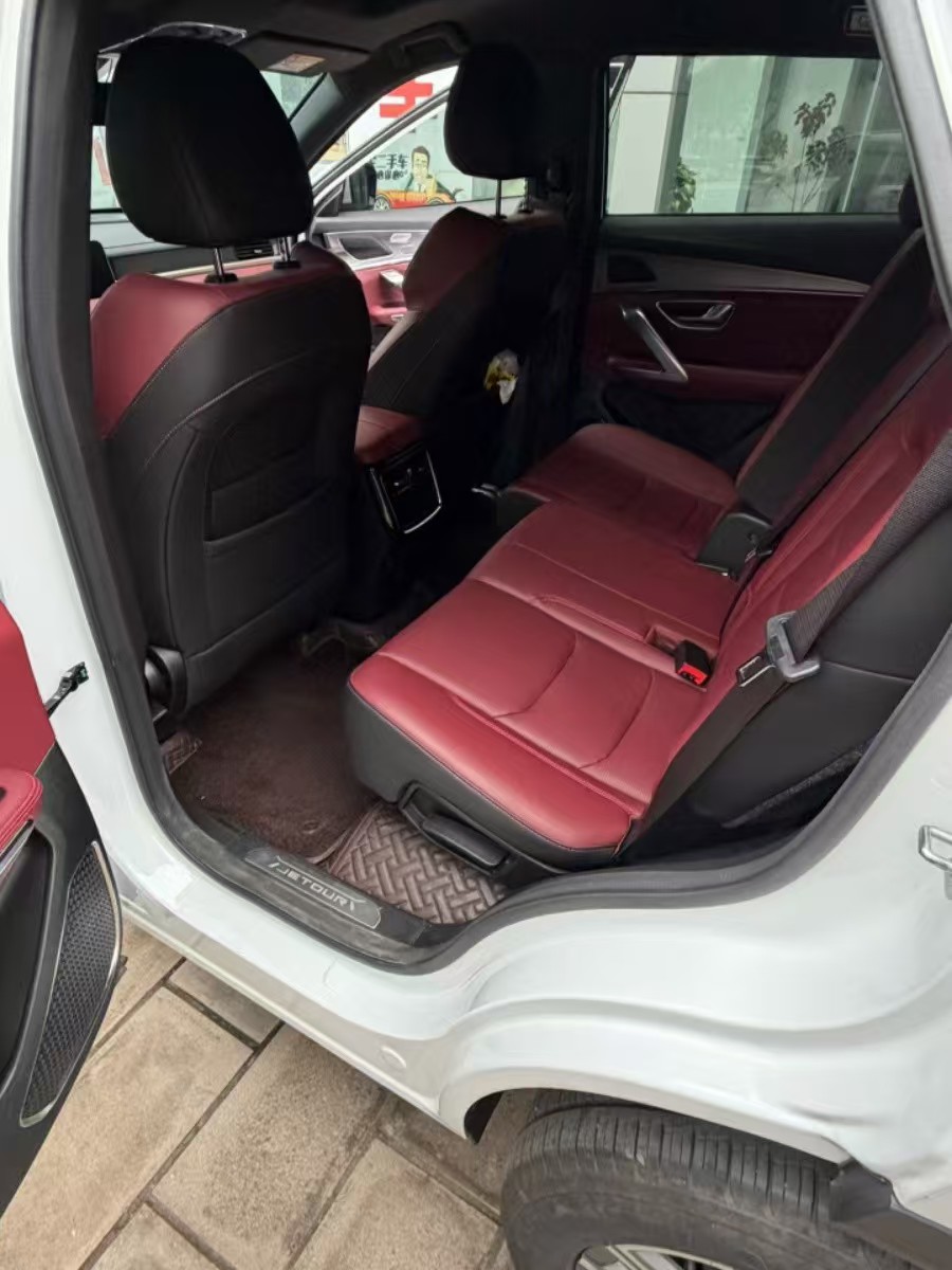 Jetour X70 PLUS 2024 #4 Jetour X70 PLUS 2024 car image #4