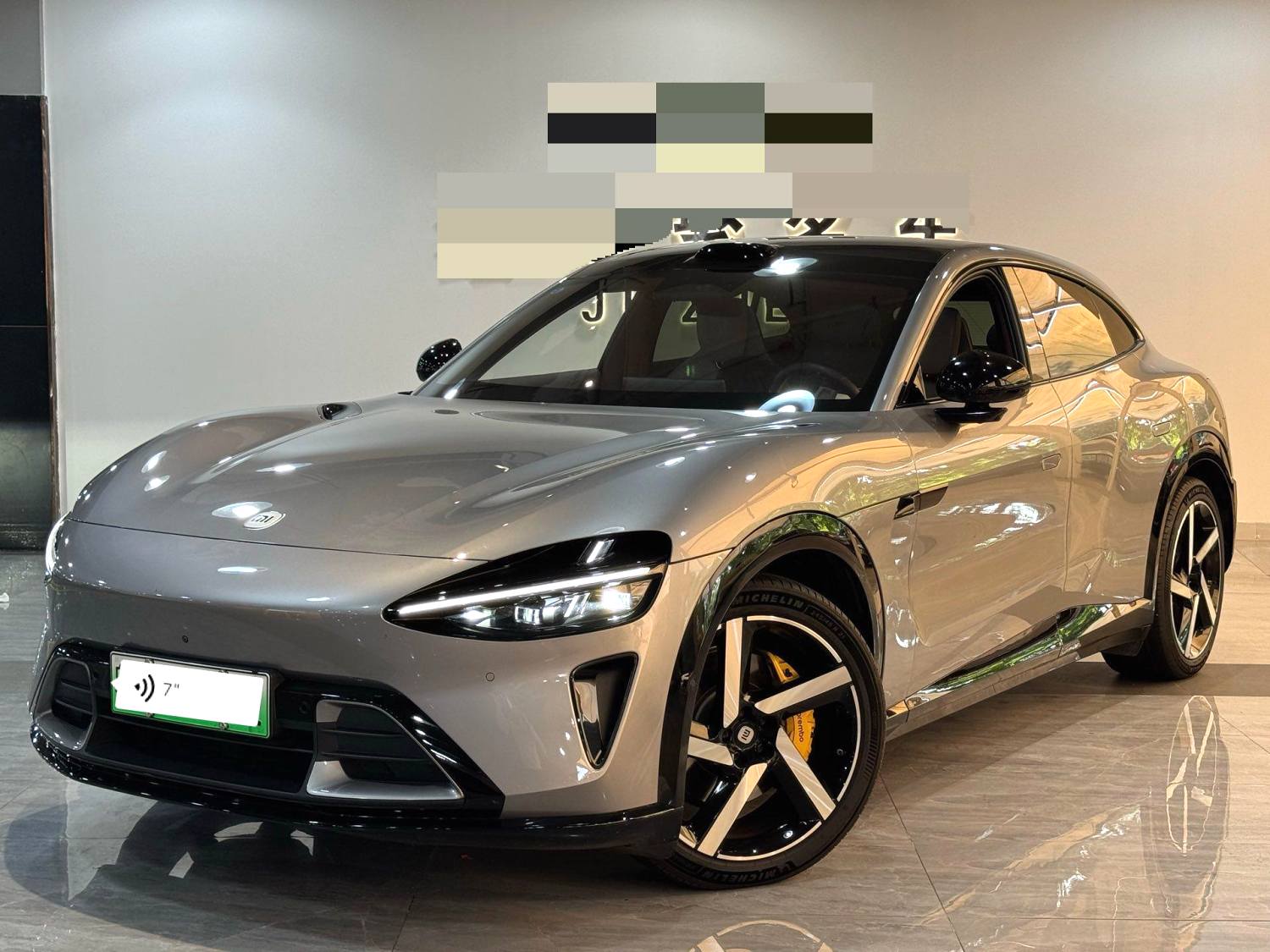 MI YU7 2025 汽车图片 