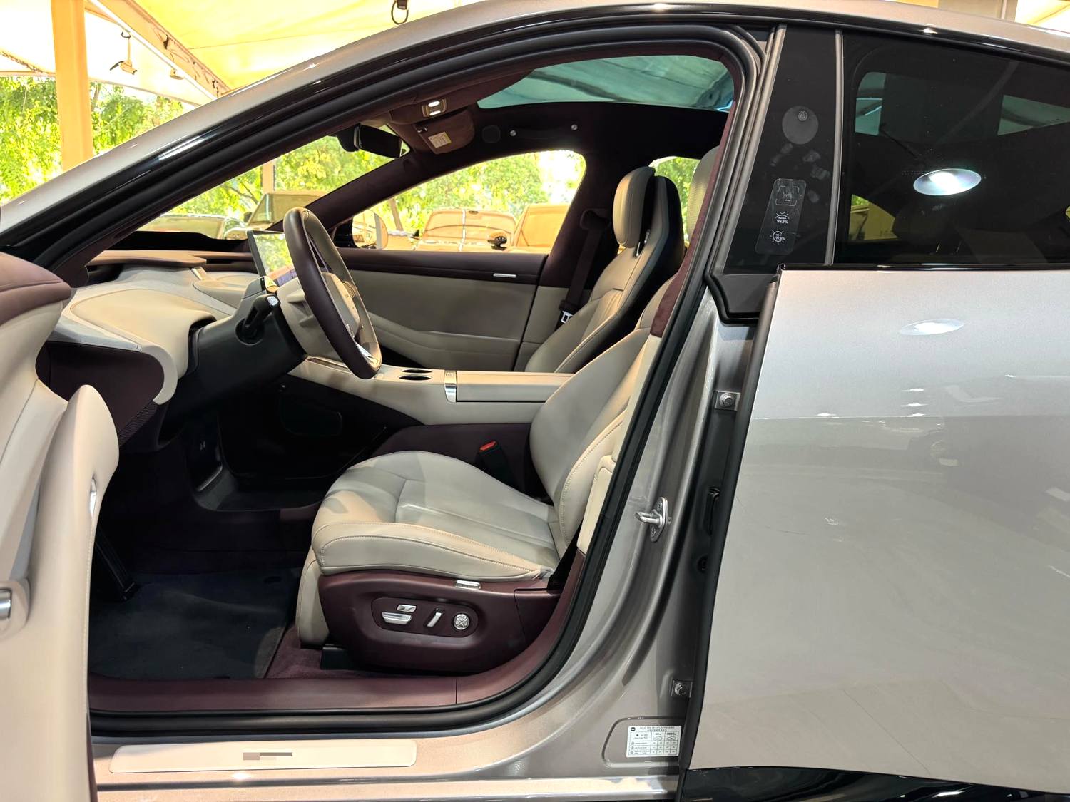 小米汽车 小米YU7 2025 汽车图片 #8