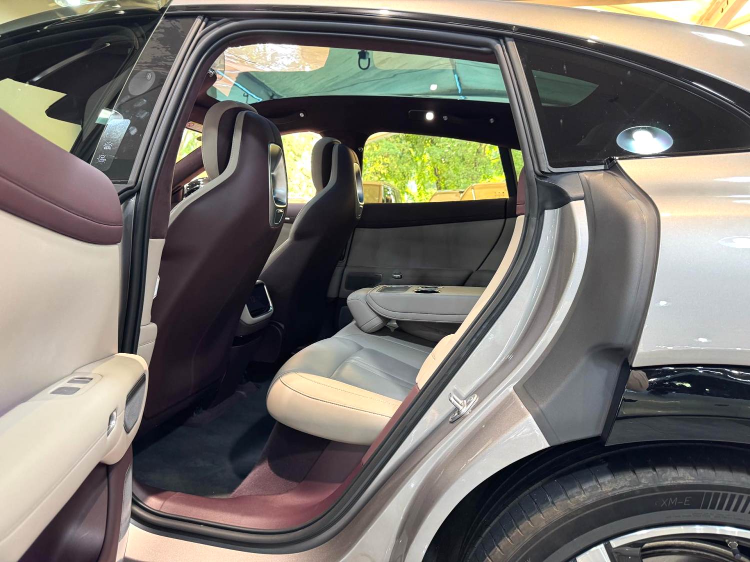 小米汽车 小米YU7 2025 汽车图片 #9