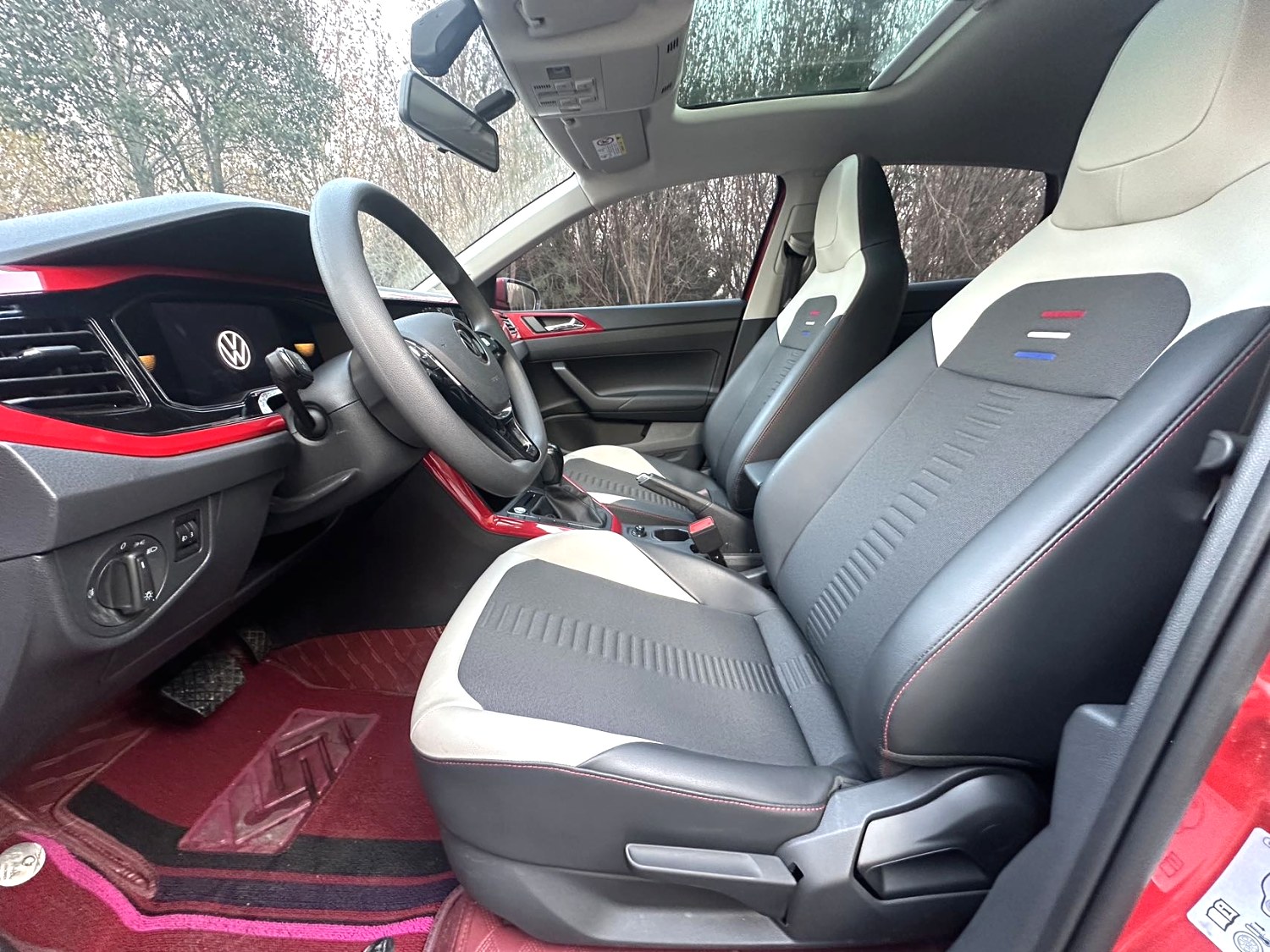 Volkswagen Polo 2024 car image #7
