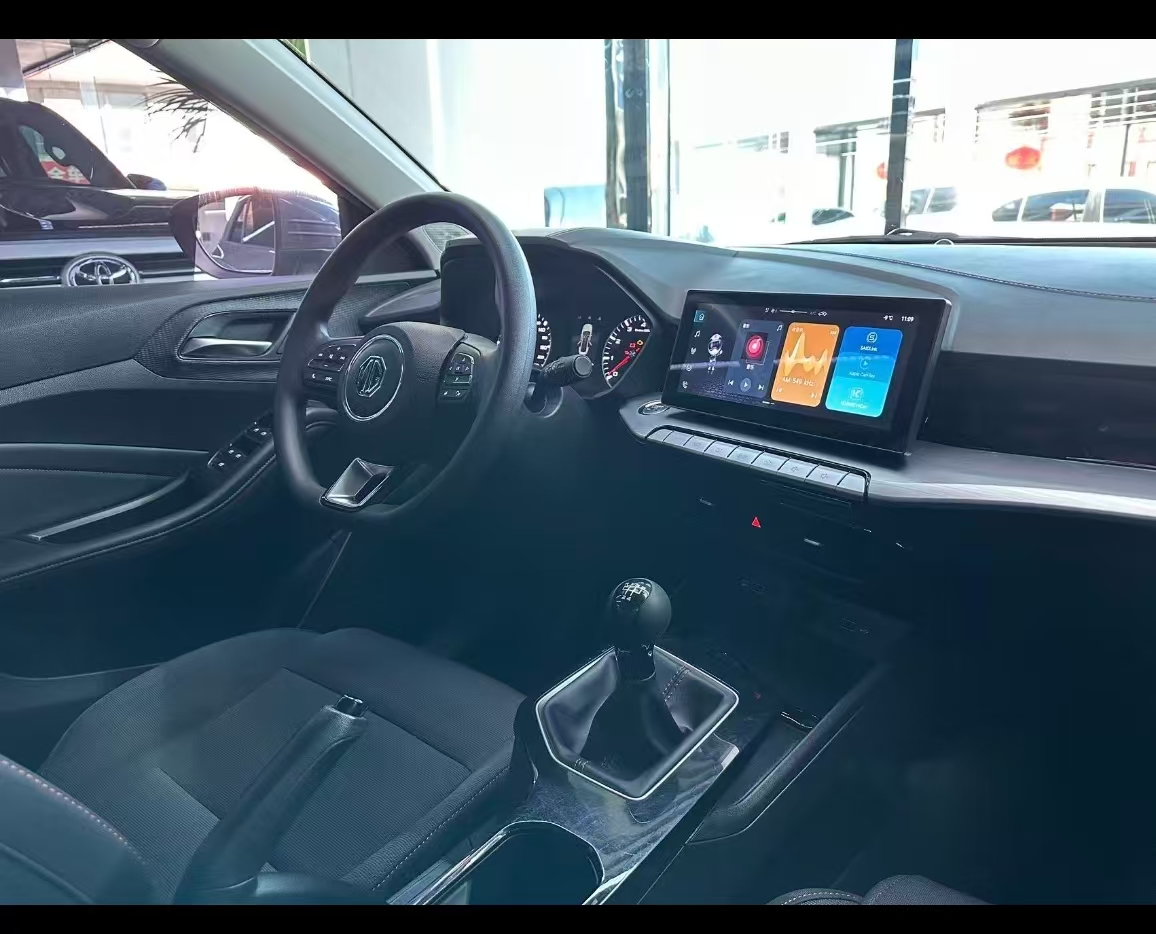 MG 5 2025 car image #5