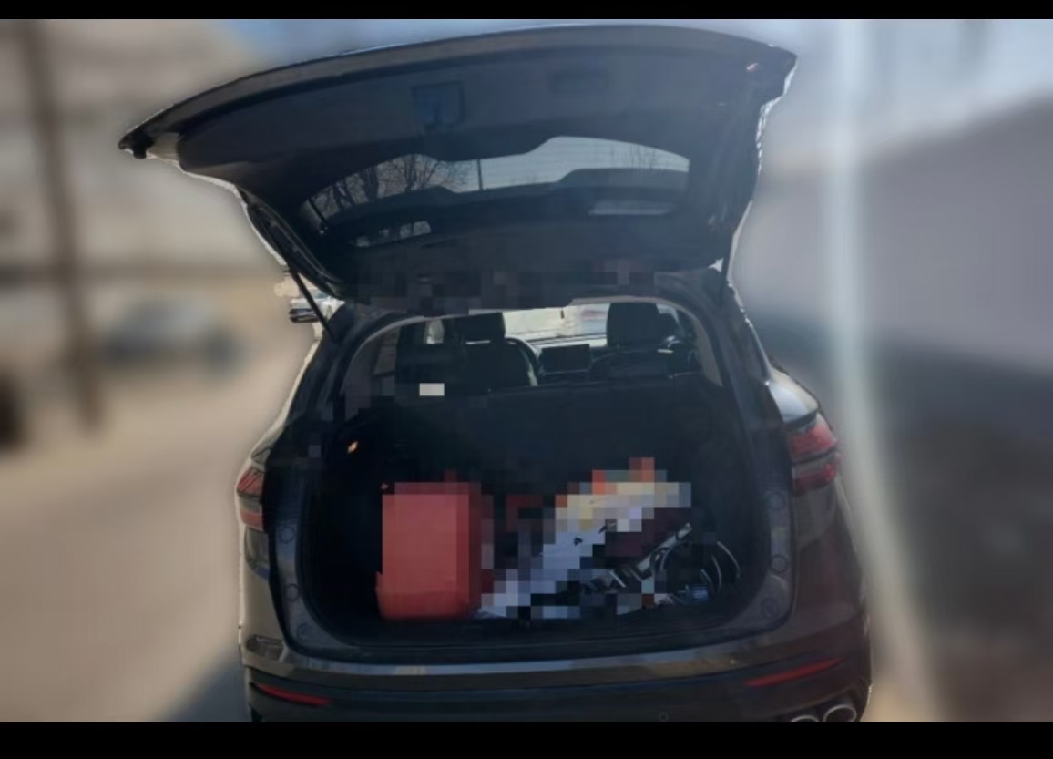 GEELY Coolray 2023 car image #17