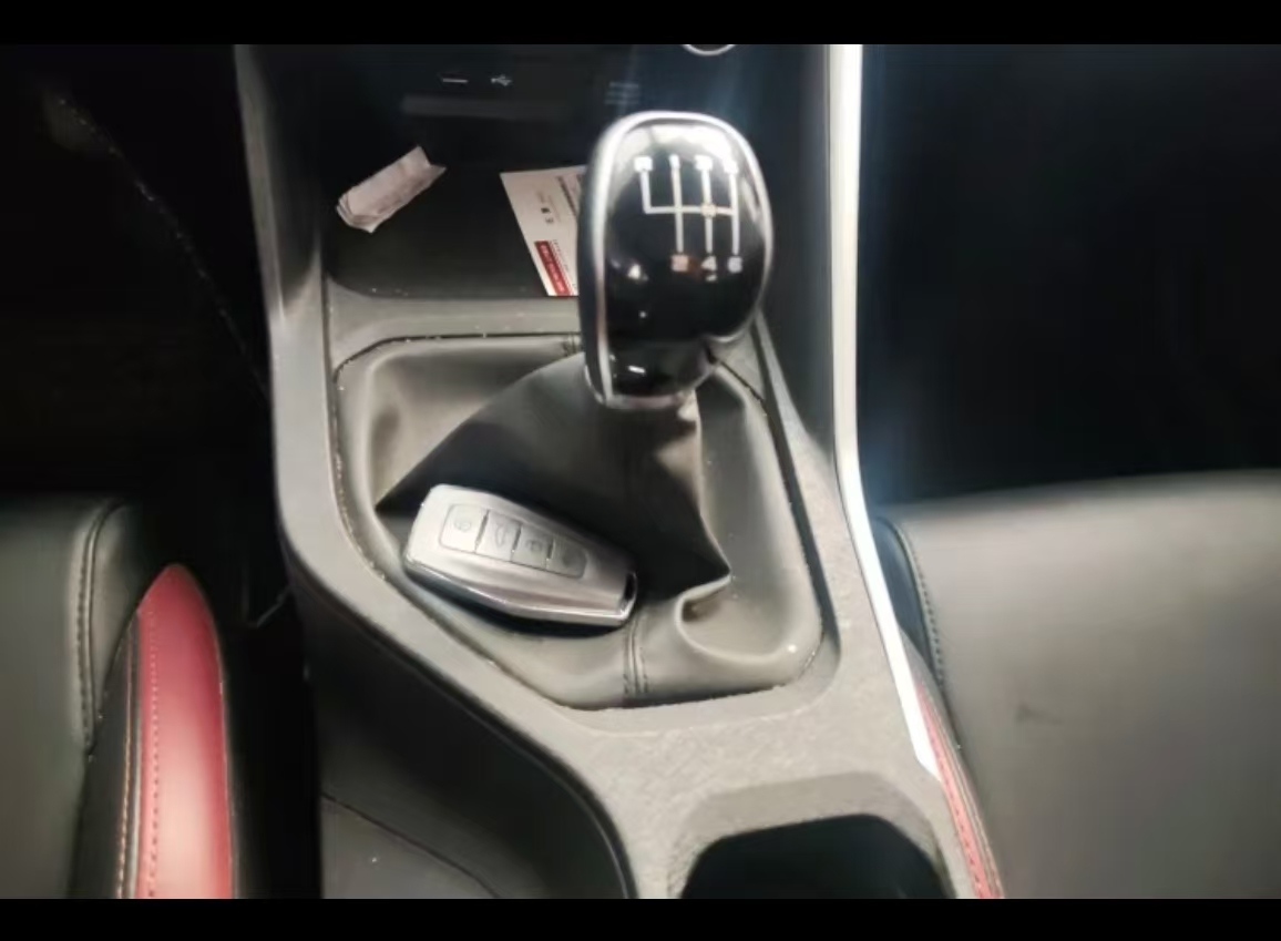 GEELY Coolray 2023 car image #5