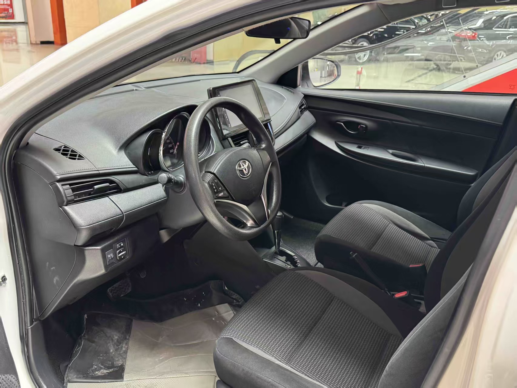 Toyota Vios 2021 car image #12