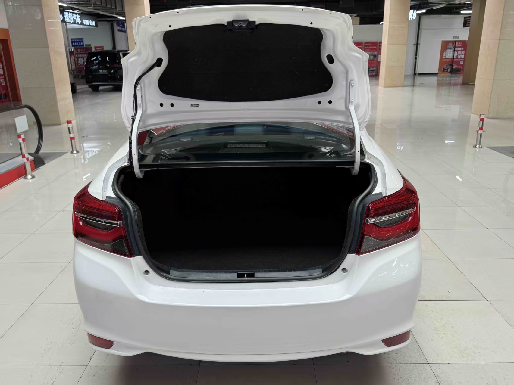 Toyota Vios 2021 car image #3