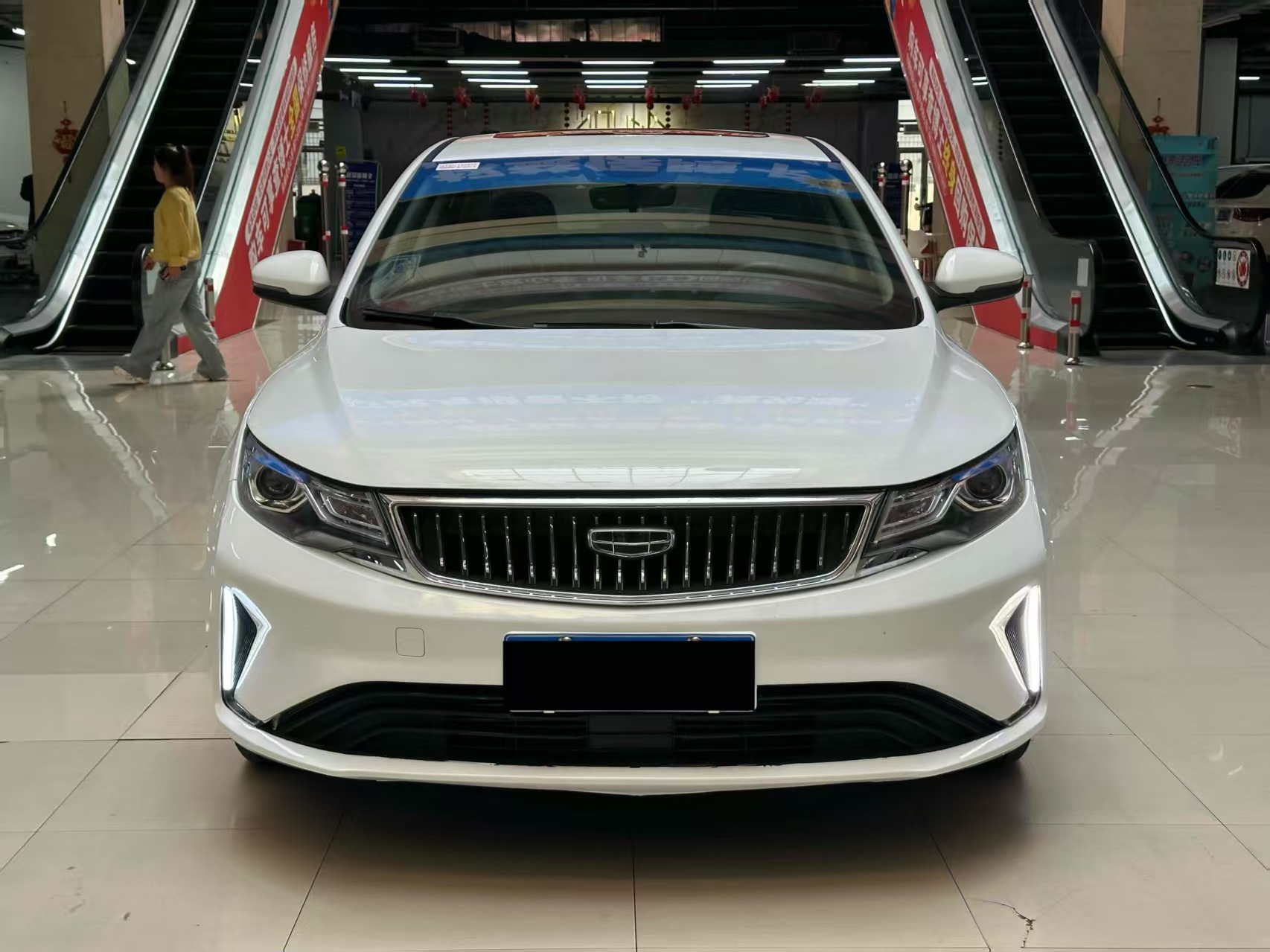 GEELY Emgrand 2021 car image #7