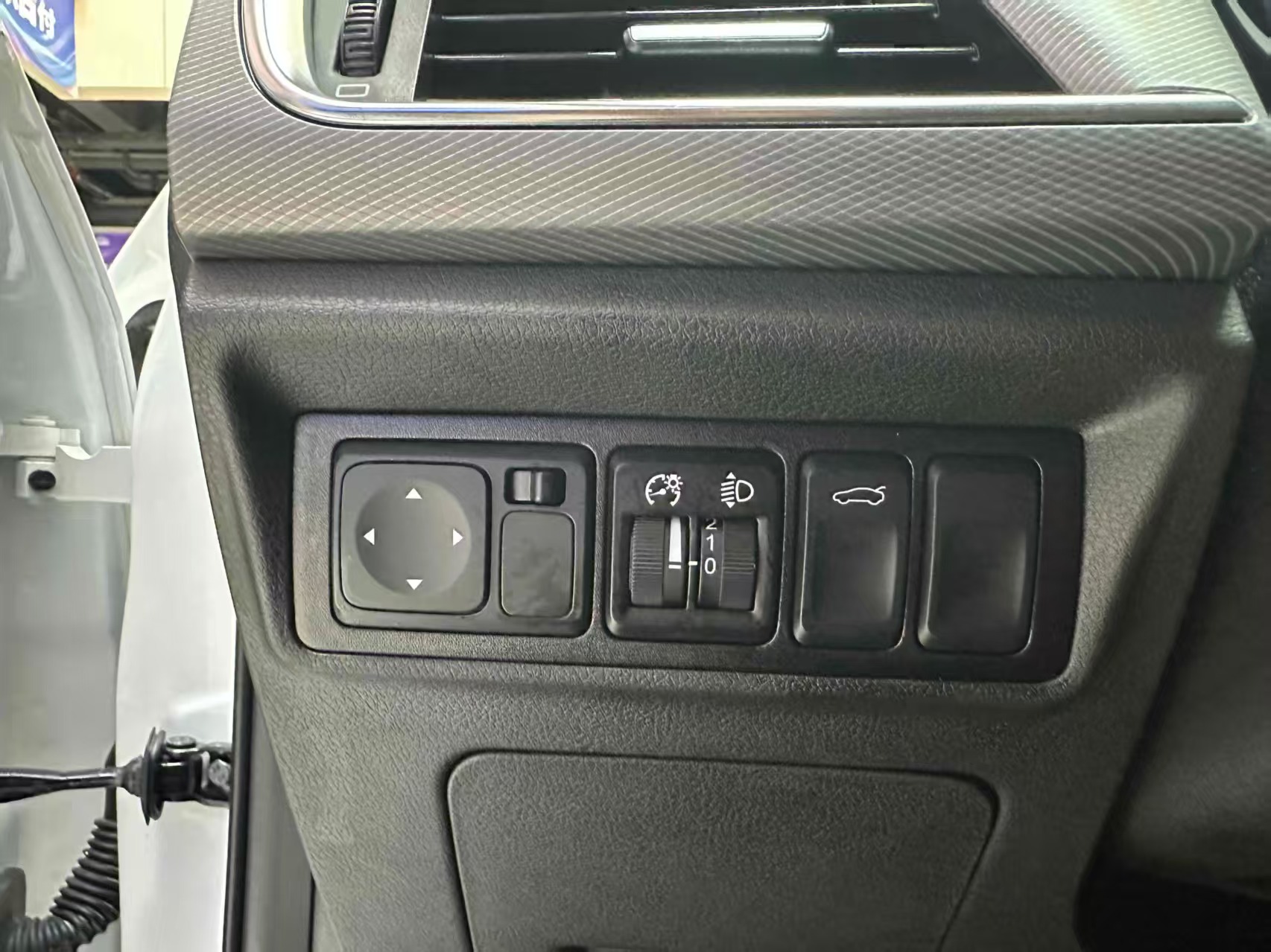 GEELY Emgrand 2021 car image #18