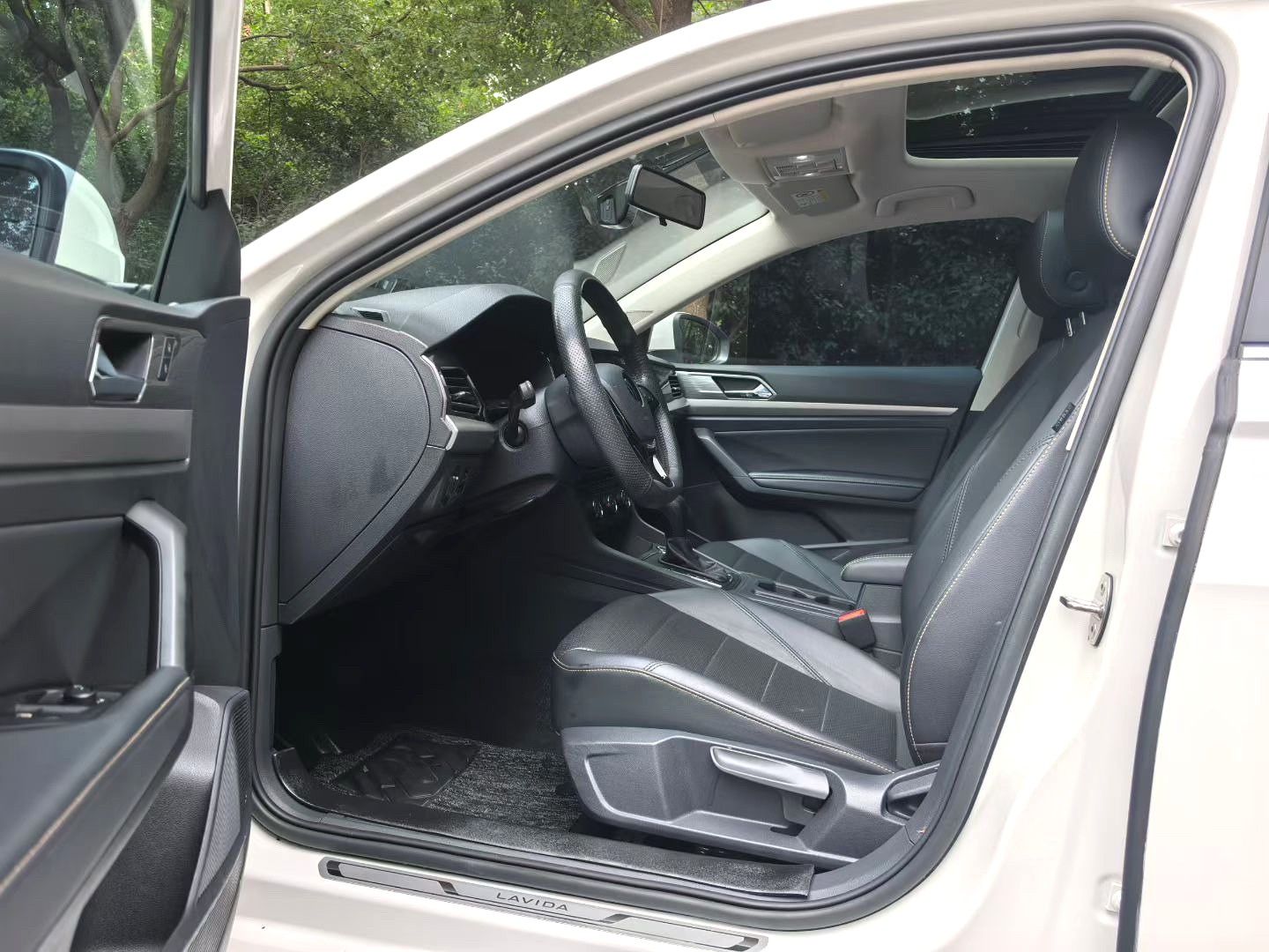 Volkswagen Lavida 2021 car image #2