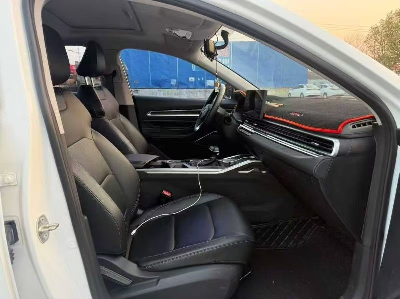 GEELY Emgrand 2023 #8 GEELY Emgrand 2023 car image #8