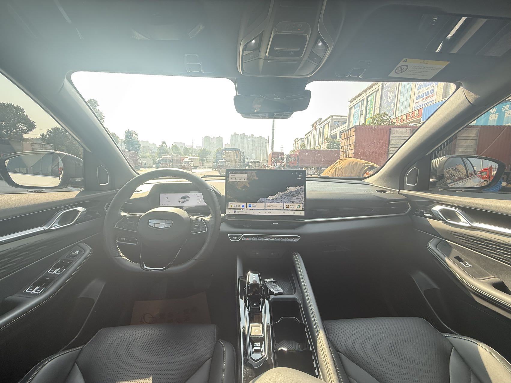 GEELY Coolray 2024 car image #10