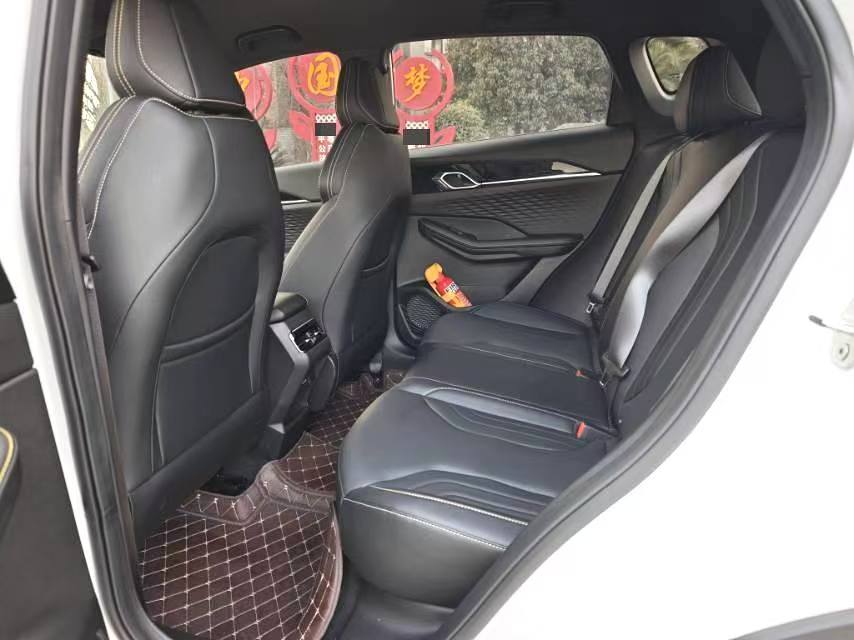 GEELY Coolray 2025 car image #2