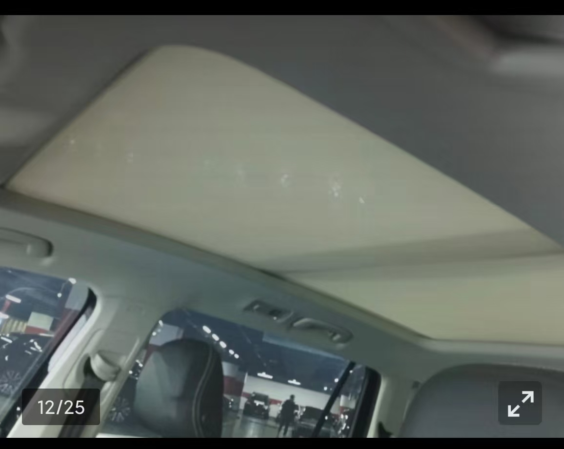 Volkswagen Tiguan L 2025 car image #2