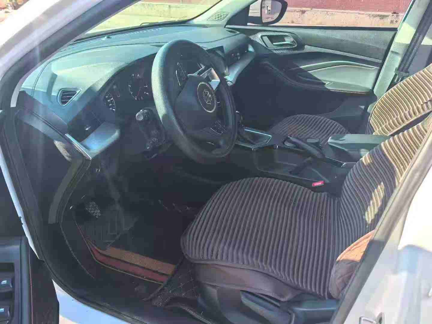 MG 5 2024 car image #5