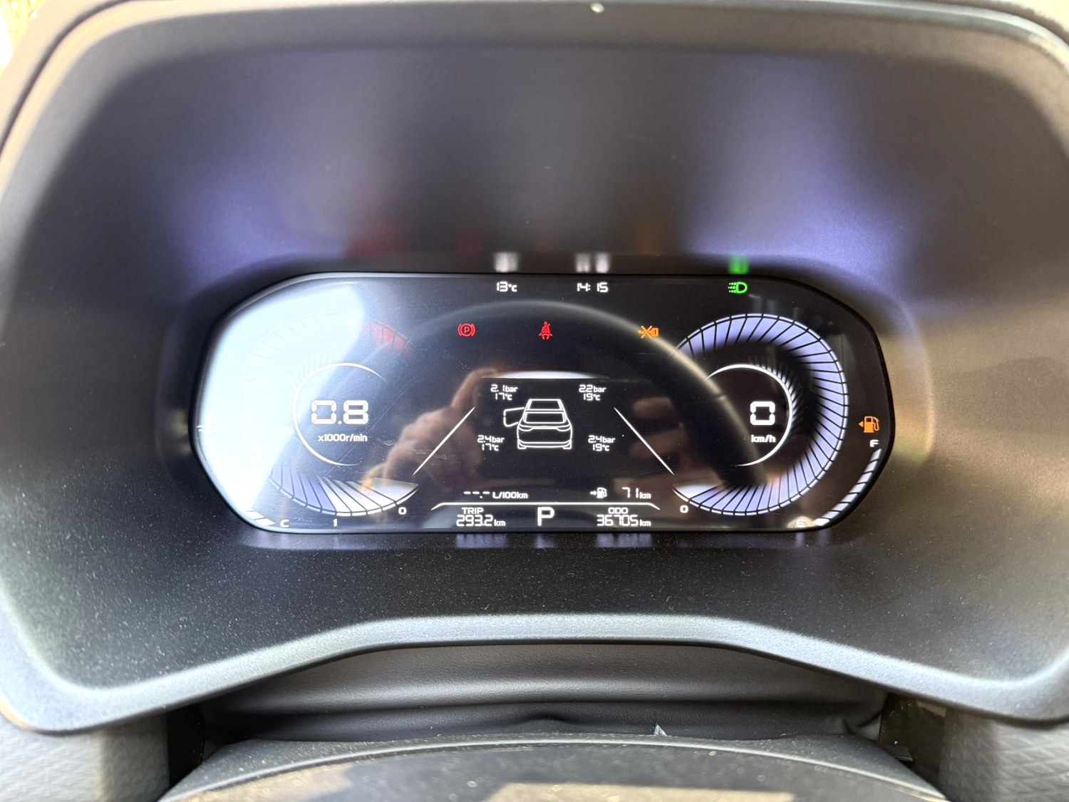 GEELY Emgrand 2024 car image #4