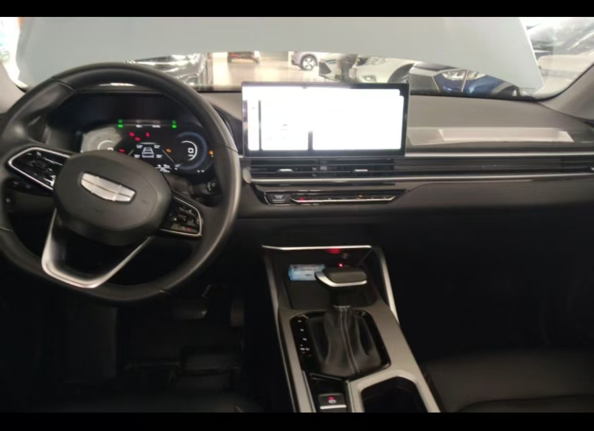 GEELY Emgrand 2024 car image #21