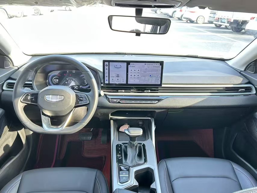 GEELY Emgrand 2025 car image #9