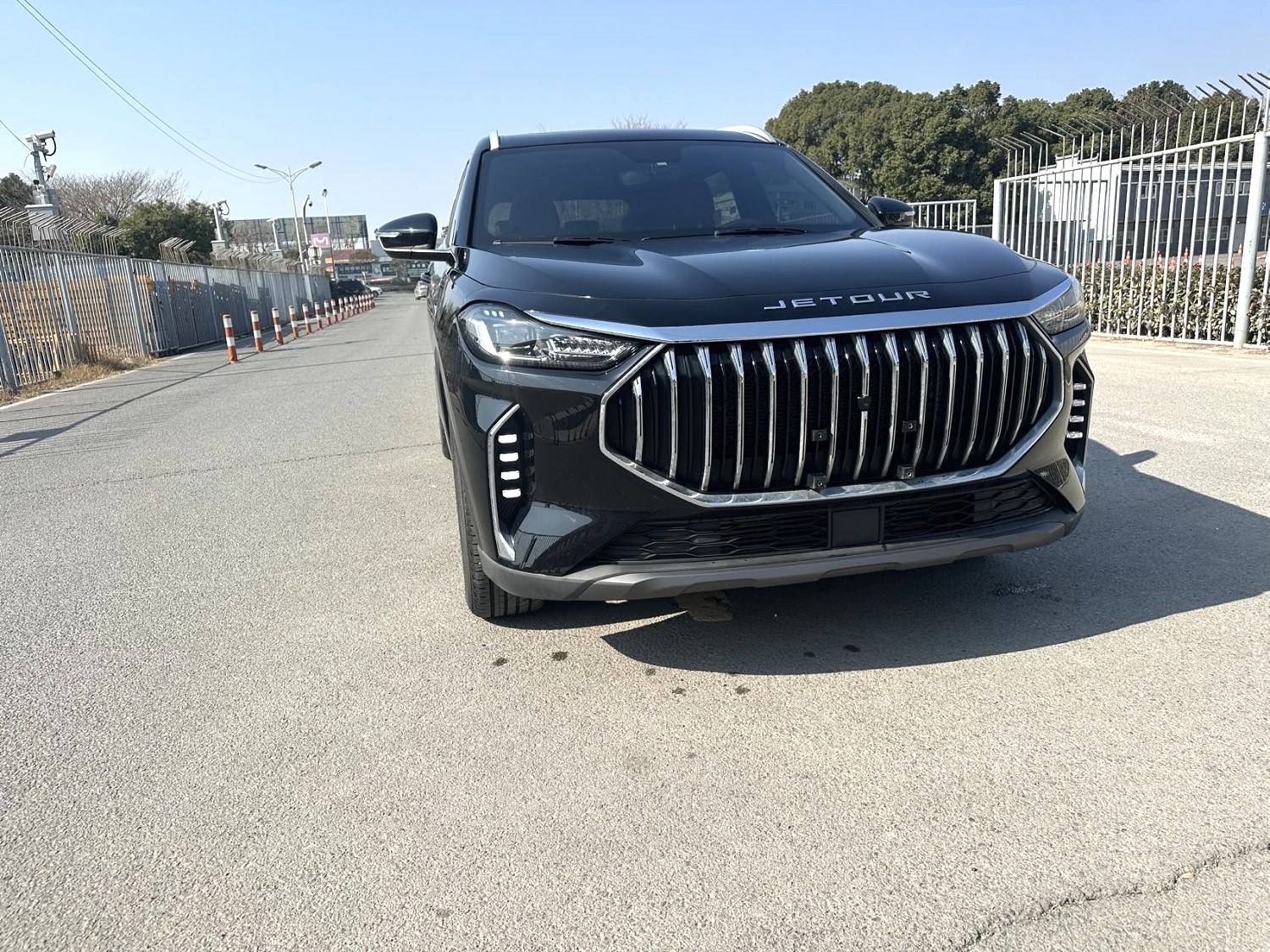 Jetour X70 PLUS 2023 car image #2