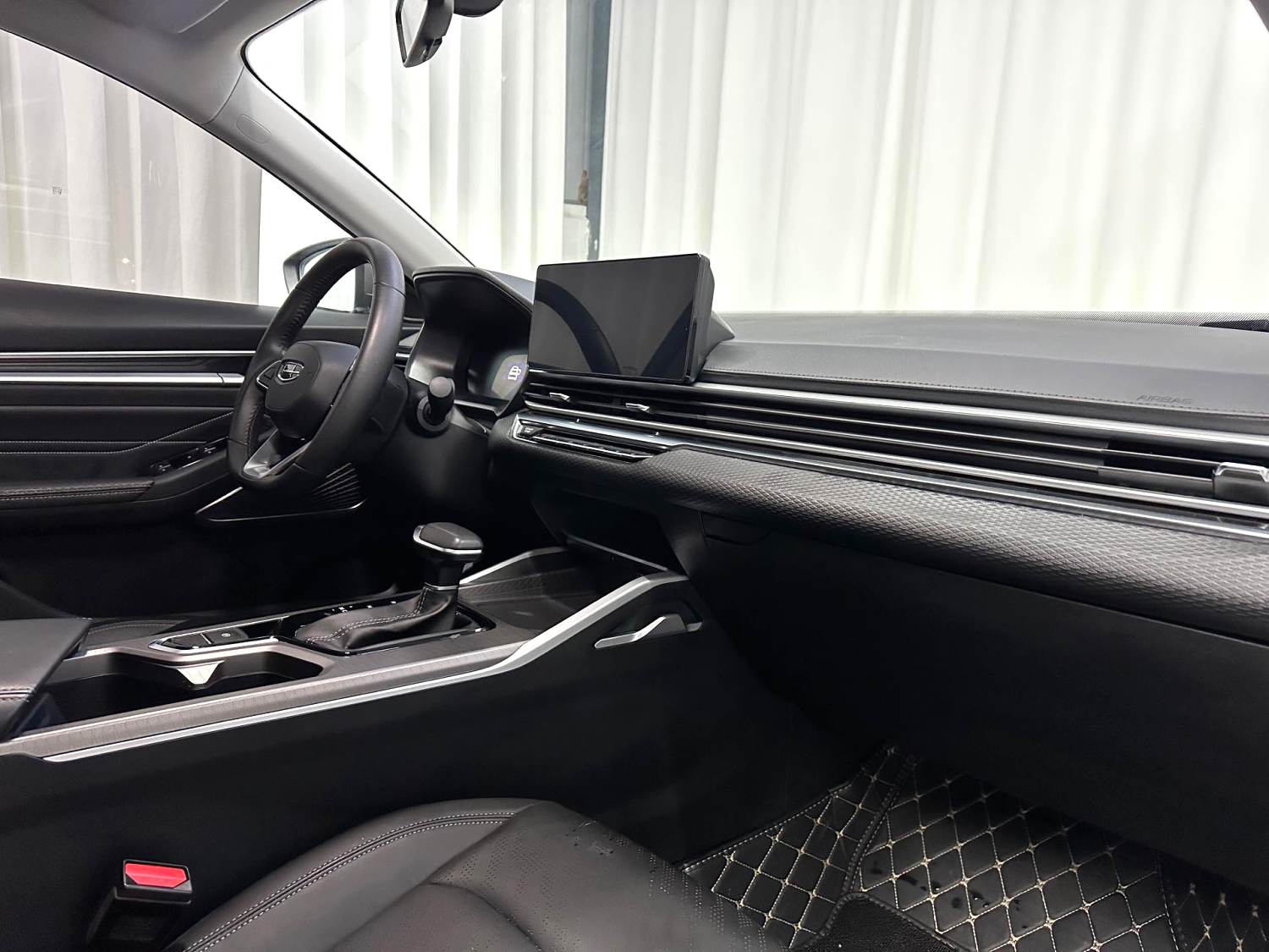 GEELY Emgrand 2022 #10 GEELY Emgrand 2022 car image #10