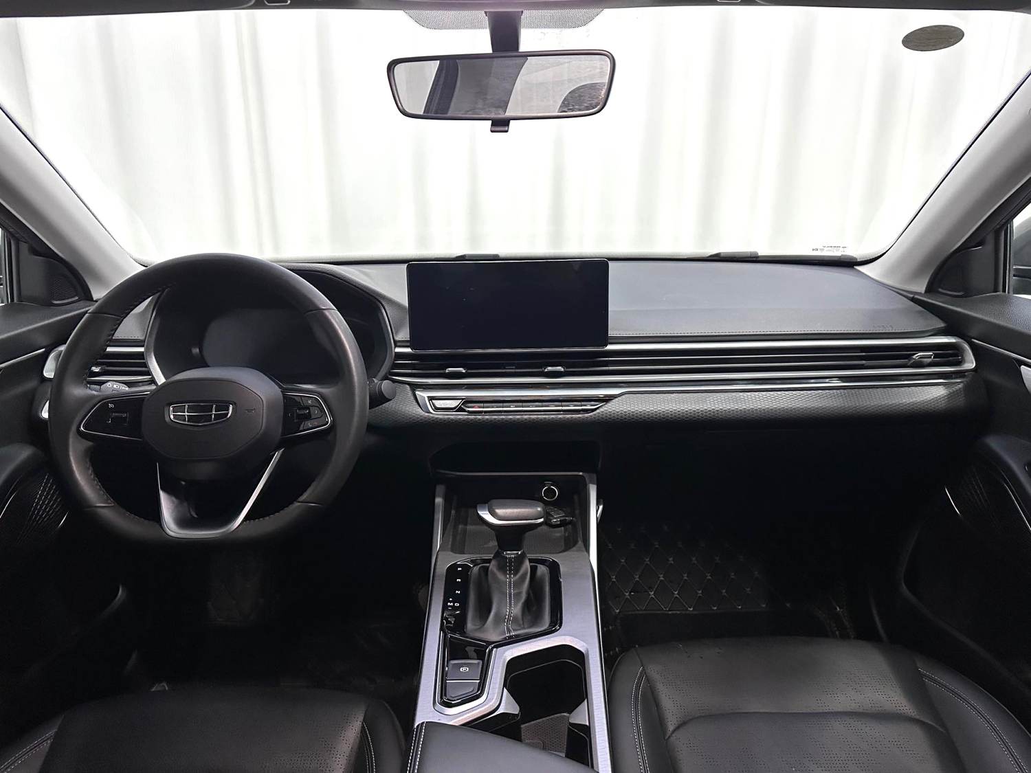 GEELY Emgrand 2022 #4 GEELY Emgrand 2022 car image #4