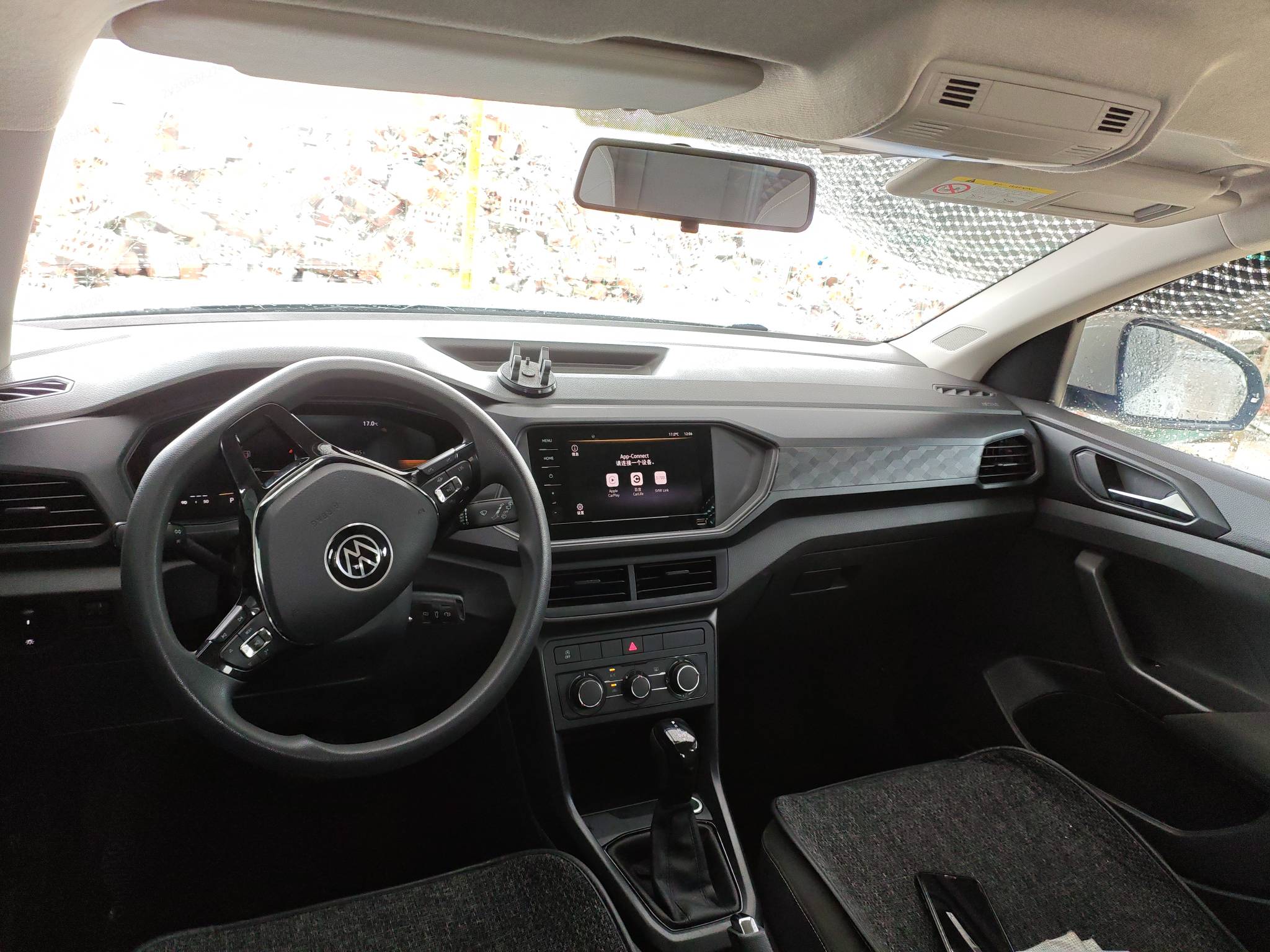 Volkswagen T-Cross 2023 #6 Volkswagen T-Cross 2023 car image #6