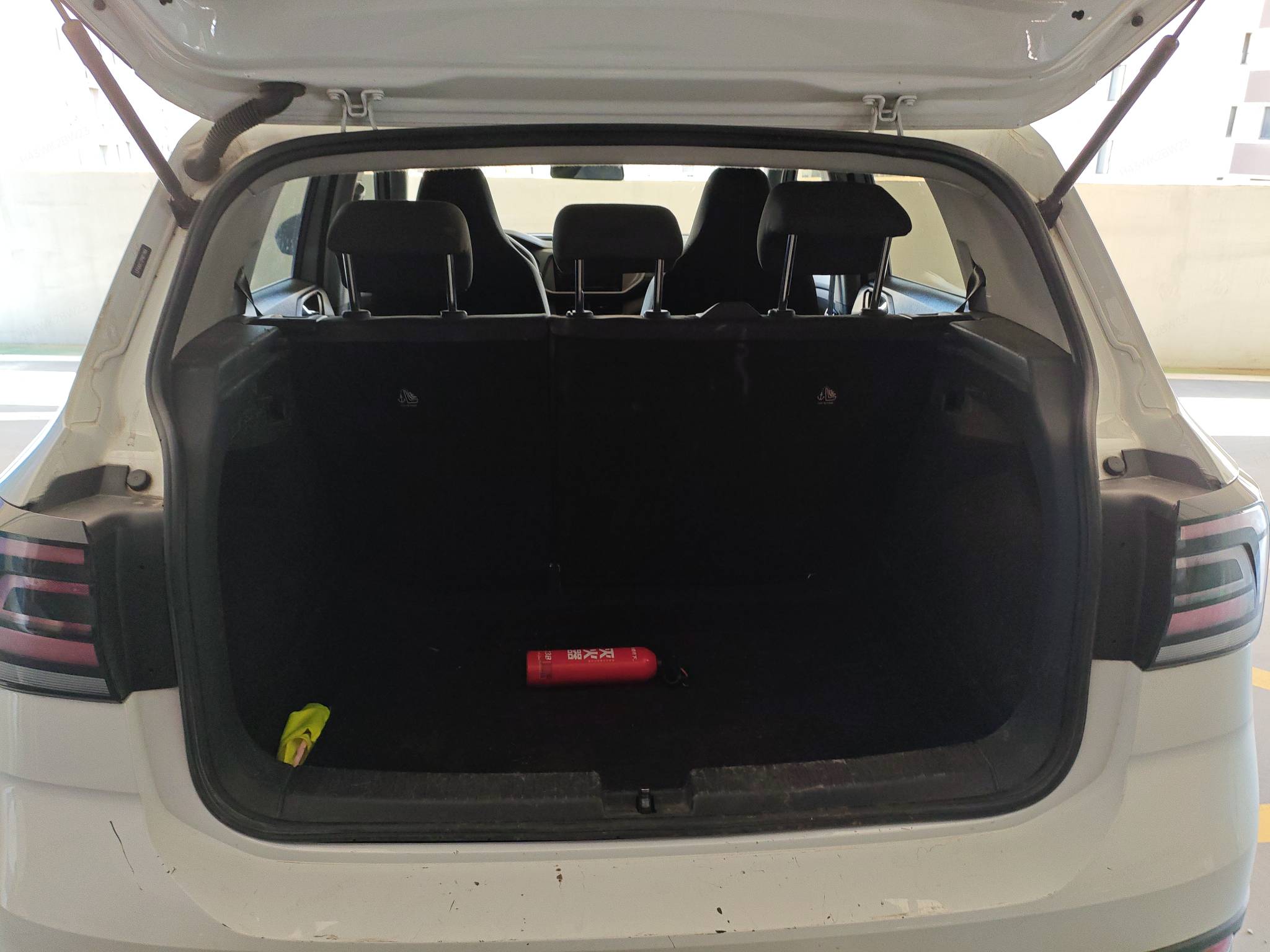 Volkswagen T-Cross 2023 #5 Volkswagen T-Cross 2023 car image #5