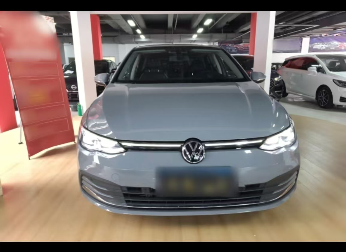 Volkswagen Golf 2023 car image #16