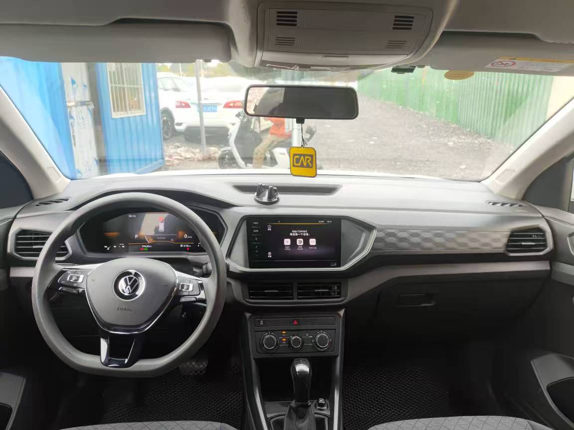 Volkswagen T-Cross 2023 car image #8