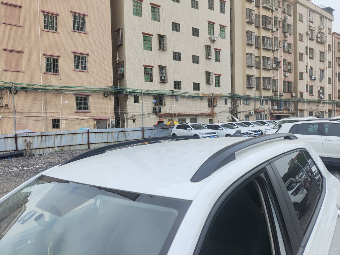 Volkswagen T-Cross 2023 car image #5