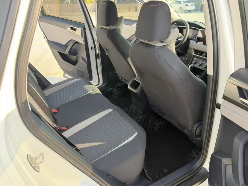 Volkswagen Tharu 2023 car image #9